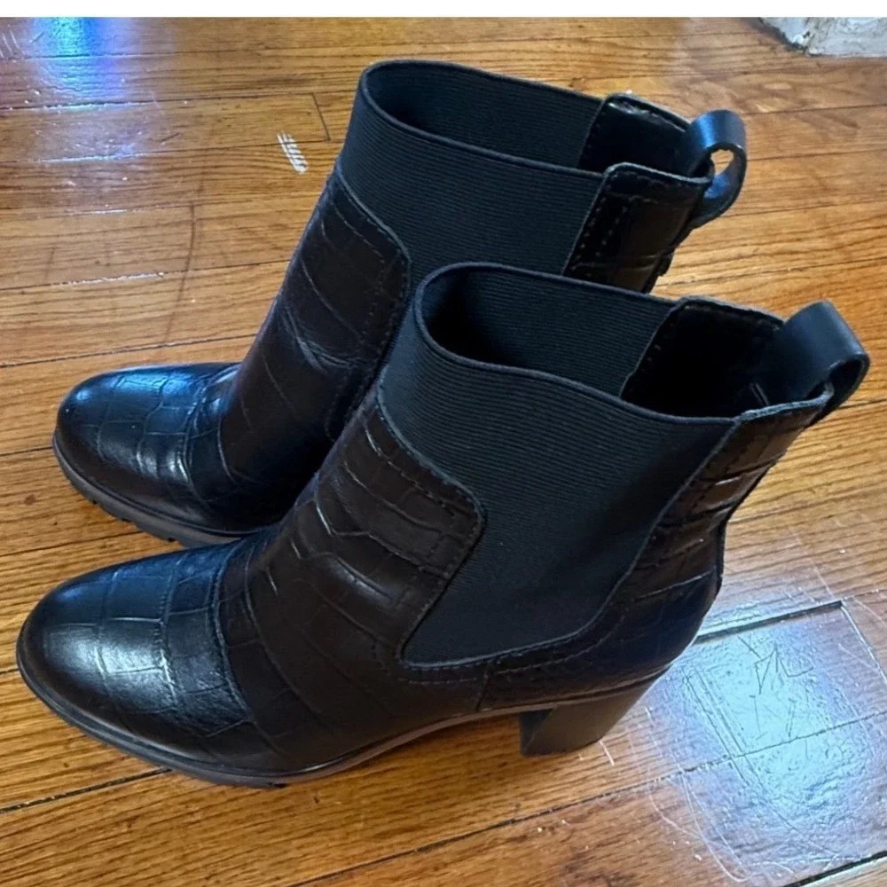 Sam Edelman Black Croc Embossed Leather Chelsea Lug Sole Block Heel Ankle Boots